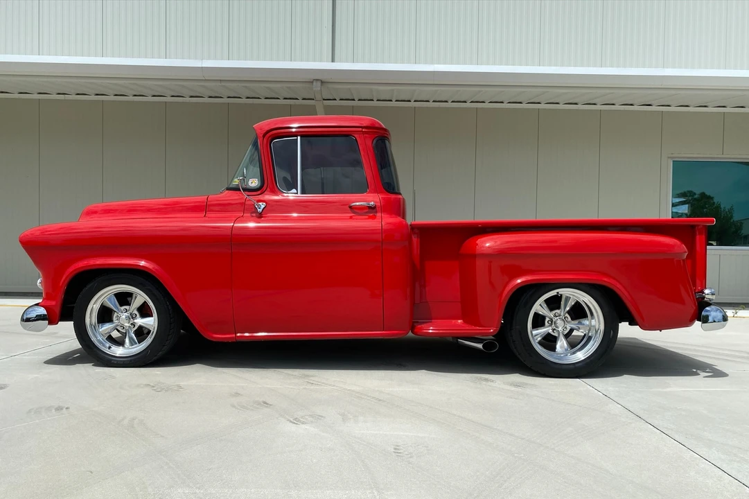 1955 Chevrolet Task Force - Image 5 of 31