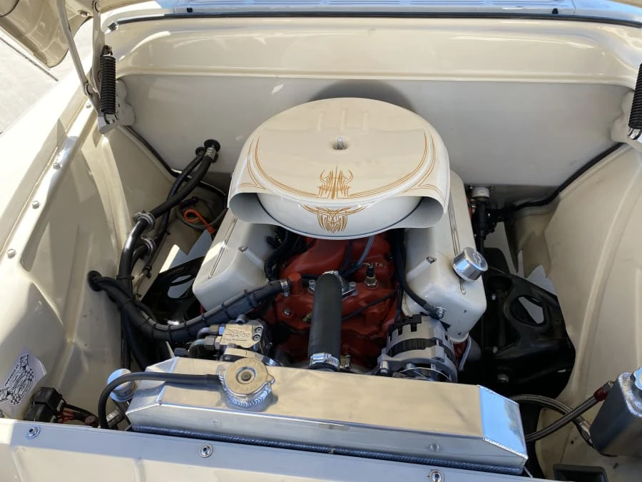 1955 Chevrolet Task Force - Image 13 of 15