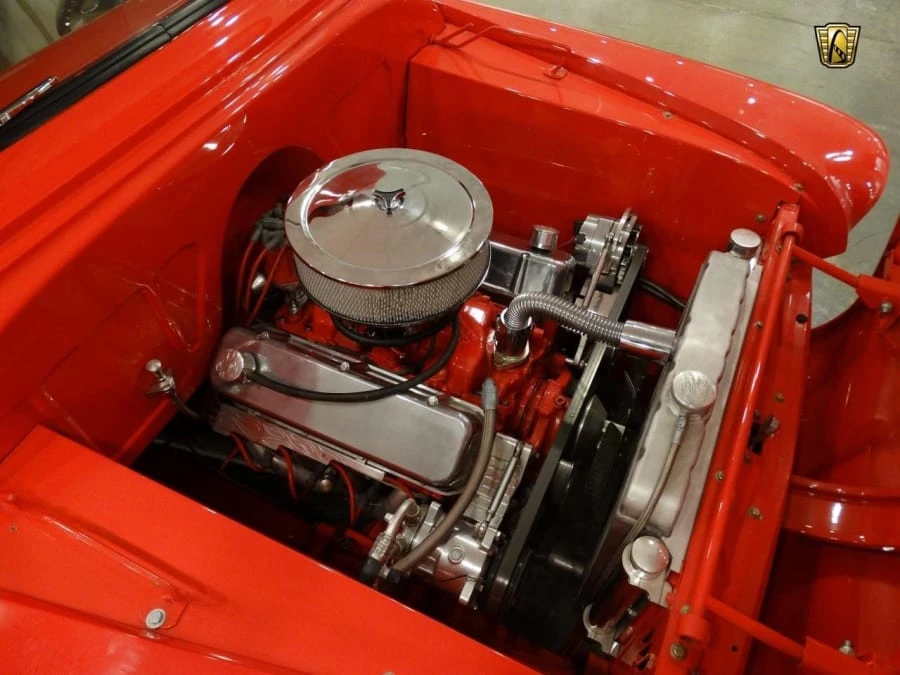 1955 Chevrolet Task Force - Image 19 of 24