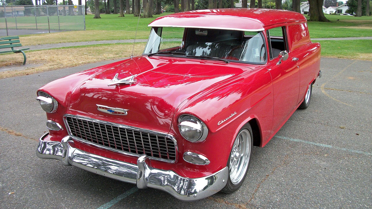 1955 Chevrolet Task Force - Image 2 of 5