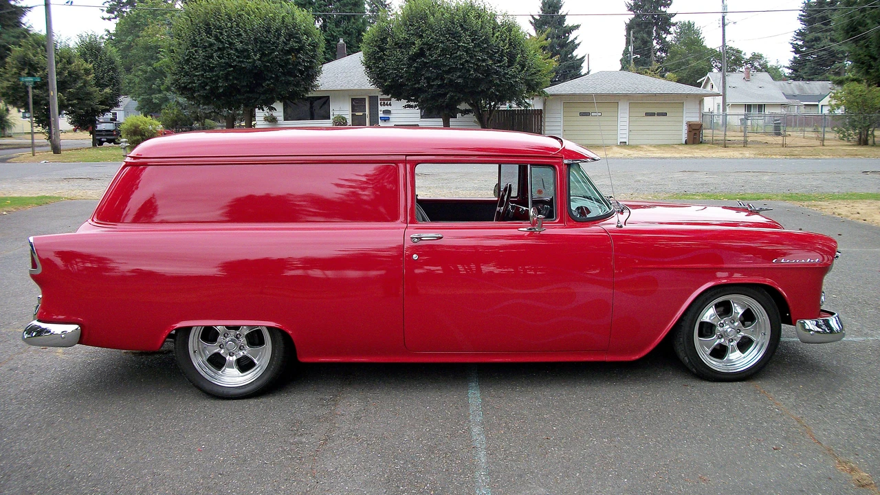 1955 Chevrolet Task Force - Image 4 of 5