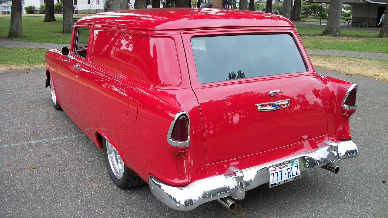 1955 Chevrolet Task Force - Image 5 of 5