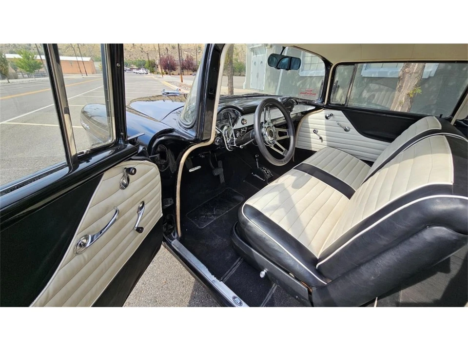 1955 Chevrolet Tri-Five Bel Air Sedan & Wagon - Image 17 of 31
