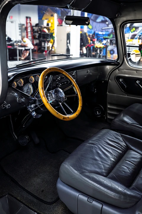 1955 Chevrolet Task Force - Image 4 of 10