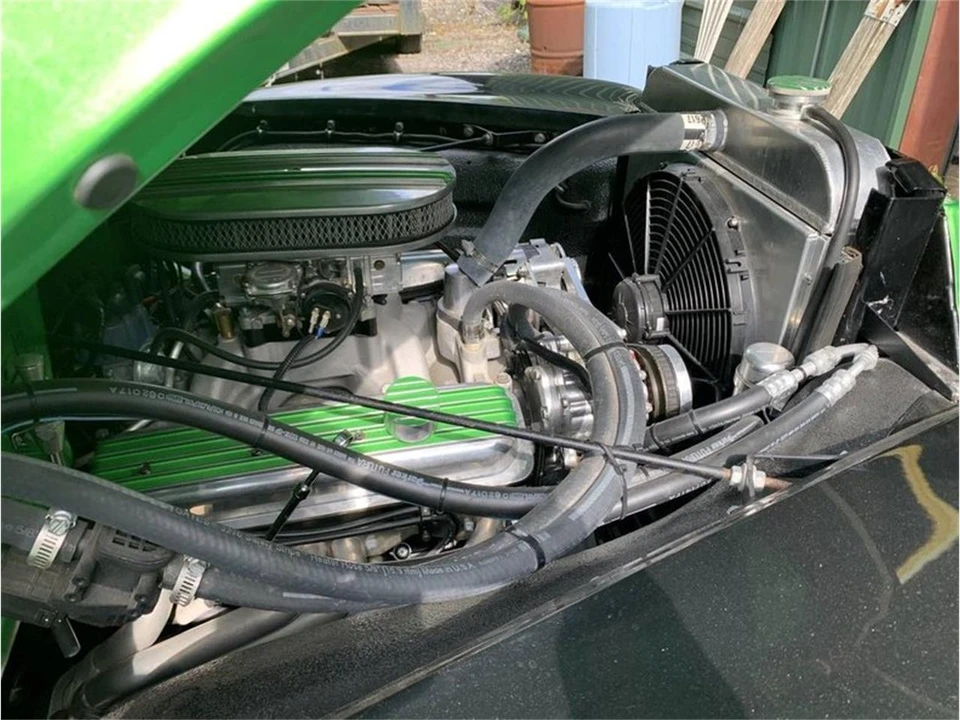 1955 Chevrolet Suburban 4th Gen - Image 11 of 12