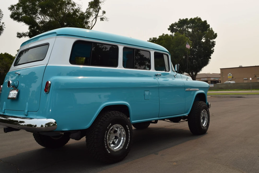 1955 Chevrolet Suburban 4th Gen - Image 9 of 31