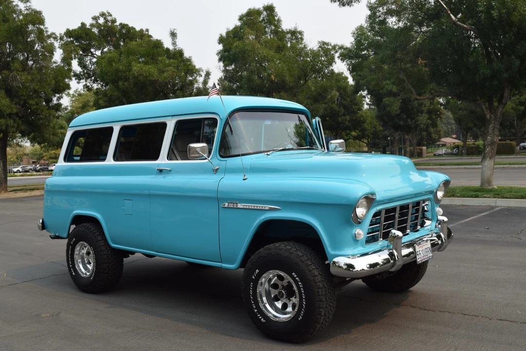 1955 Chevrolet Suburban 4th Gen - Image 3 of 31