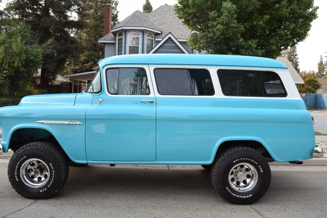 1955 Chevrolet Suburban 4th Gen - Image 25 of 31