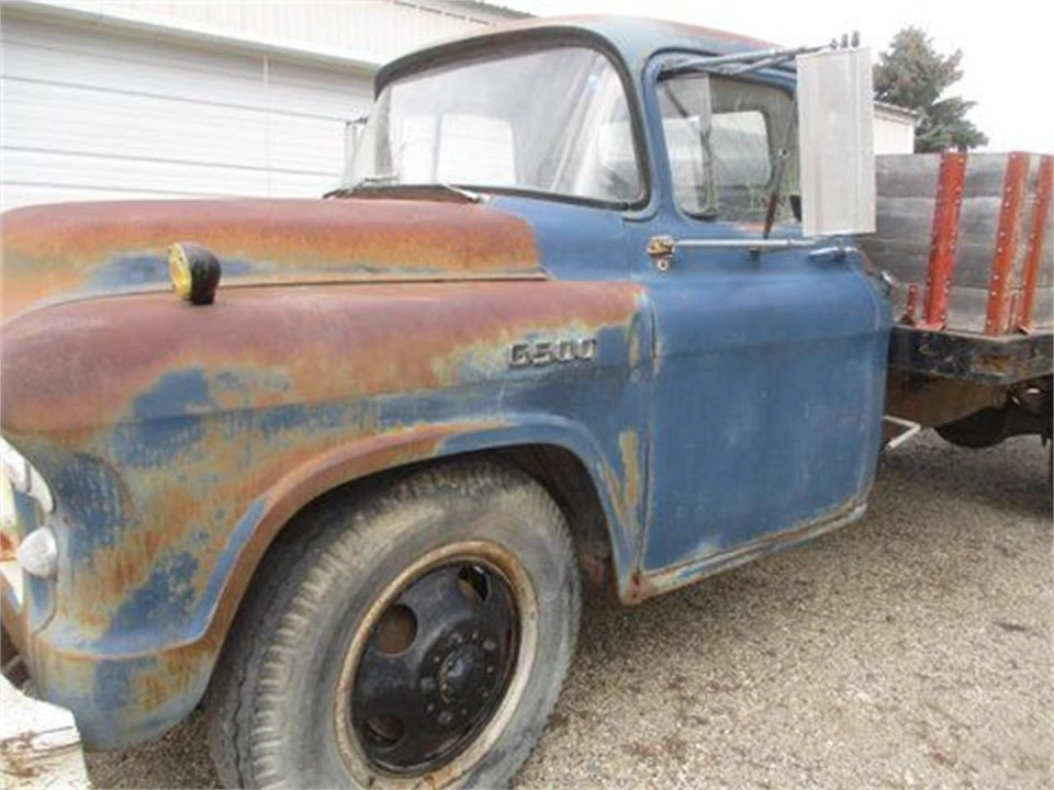 1955 Chevrolet Task Force - Image 11 of 14