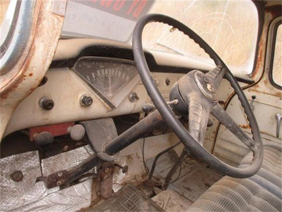 1955 Chevrolet Task Force - Image 13 of 14