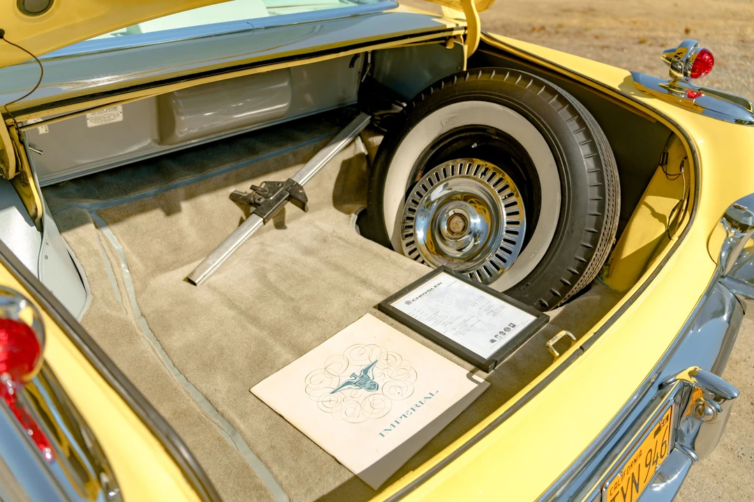 1955 Chrysler Imperial 2nd Gen - Image 31 of 31