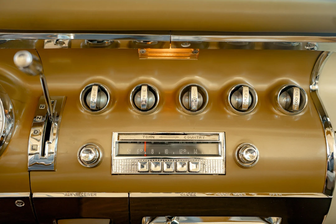 1955 Chrysler Imperial 2nd Gen - Image 25 of 31