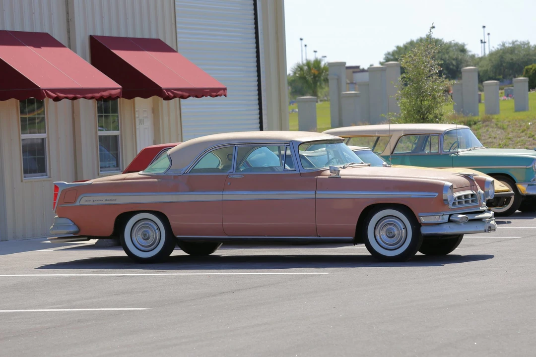 1955 Chrysler New Yorker - Image 8 of 31