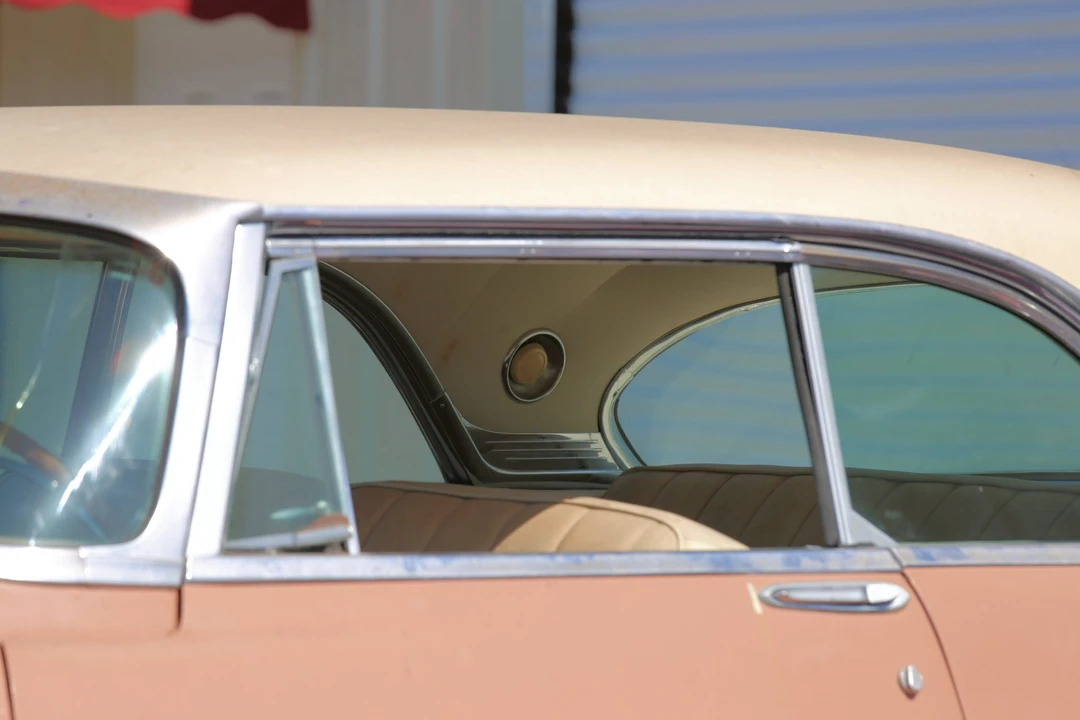 1955 Chrysler New Yorker - Image 13 of 31