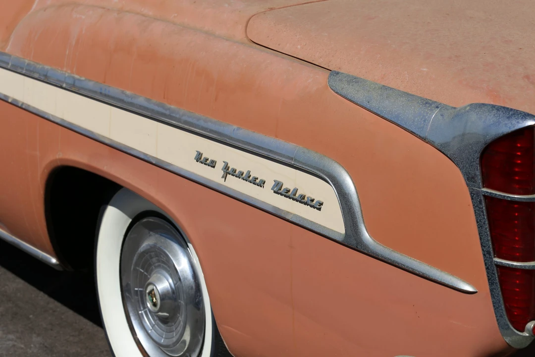1955 Chrysler New Yorker - Image 23 of 31
