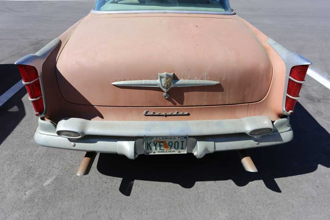 1955 Chrysler New Yorker - Image 22 of 31