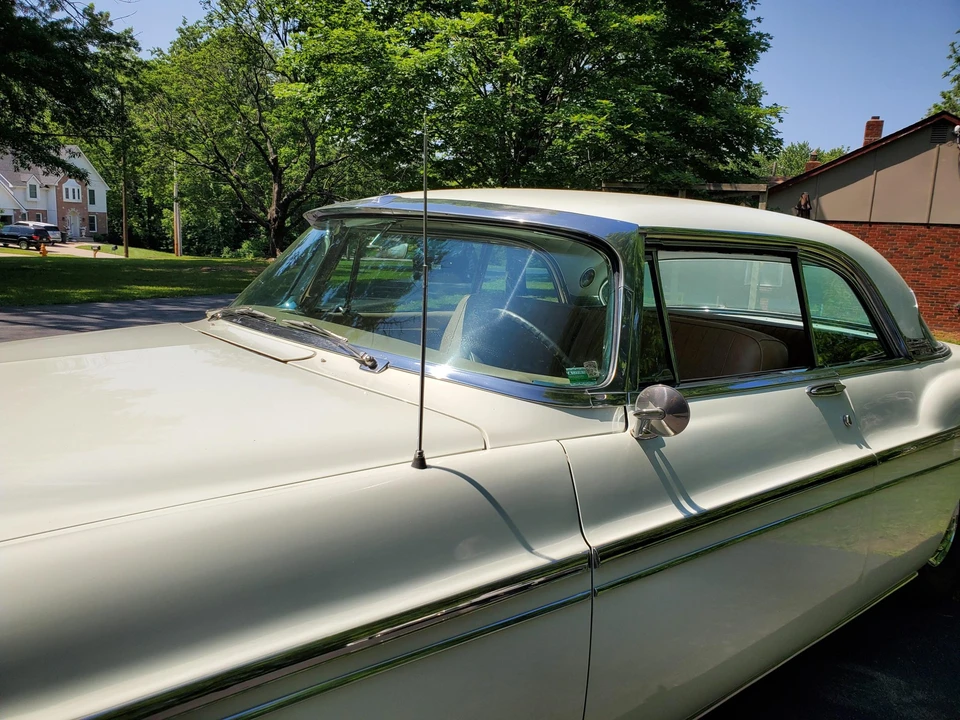 1955 Chrysler New Yorker - Image 29 of 31