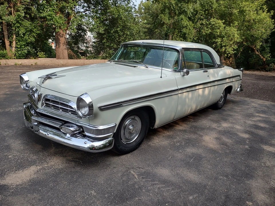 1955 Chrysler New Yorker - Image 2 of 31