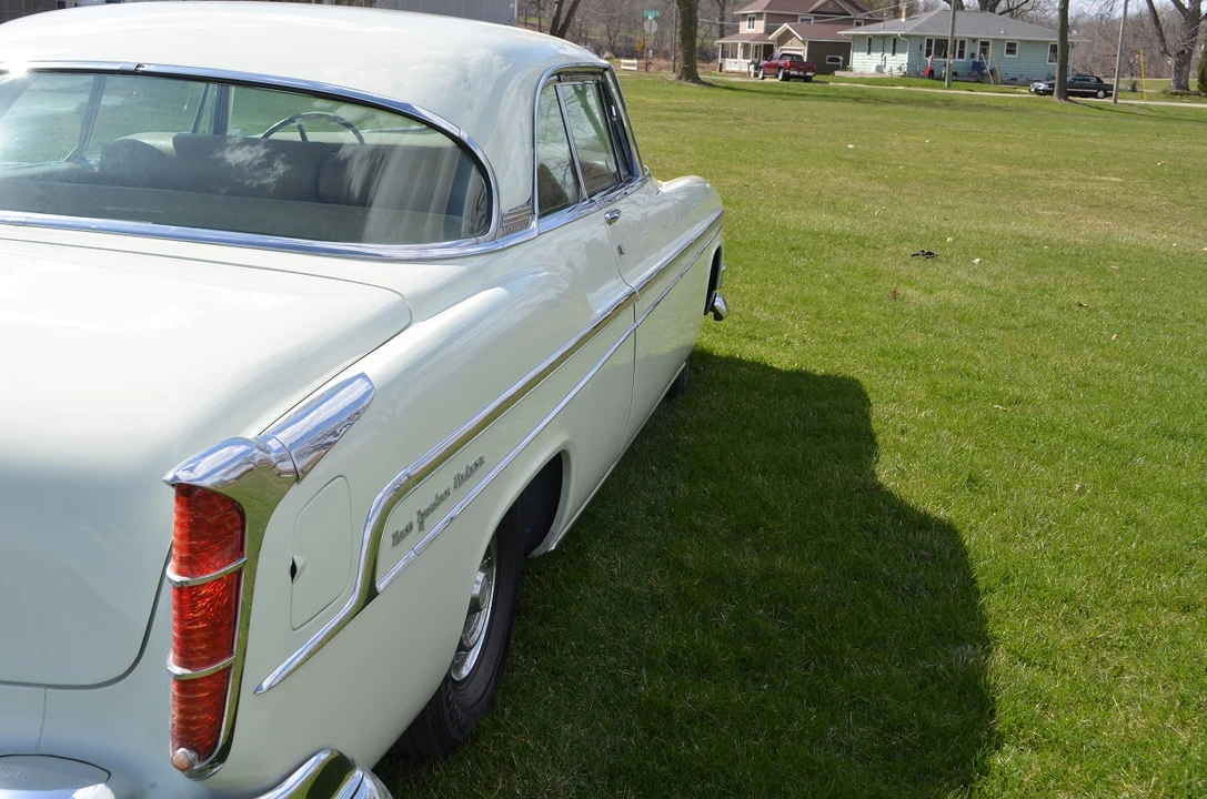1955 Chrysler New Yorker - Image 11 of 31