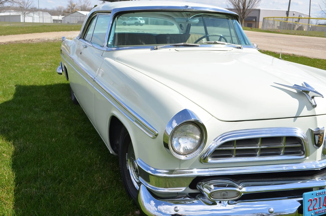 1955 Chrysler New Yorker - Image 8 of 31
