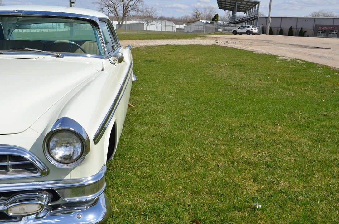 1955 Chrysler New Yorker - Image 9 of 31