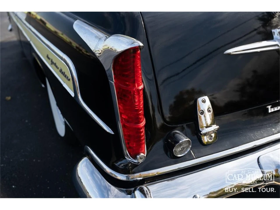 1955 Chrysler New Yorker - Image 28 of 31