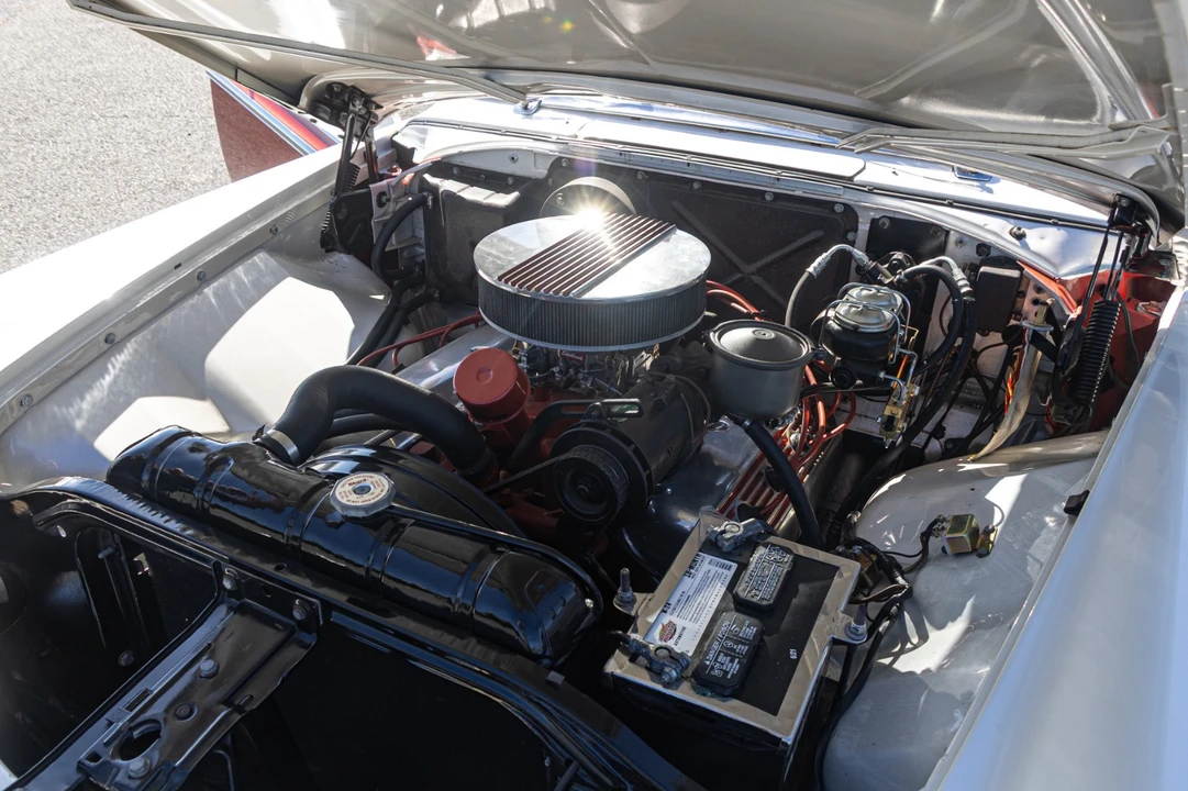 1955 Chrysler New Yorker - Image 17 of 31