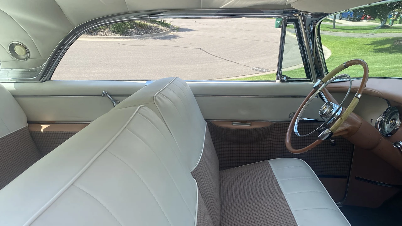 1955 Chrysler New Yorker - Image 5 of 30