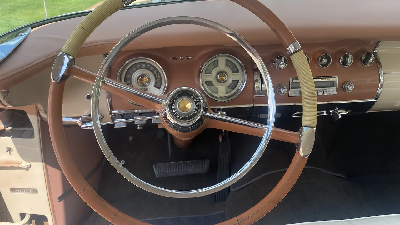 1955 Chrysler New Yorker - Image 17 of 30