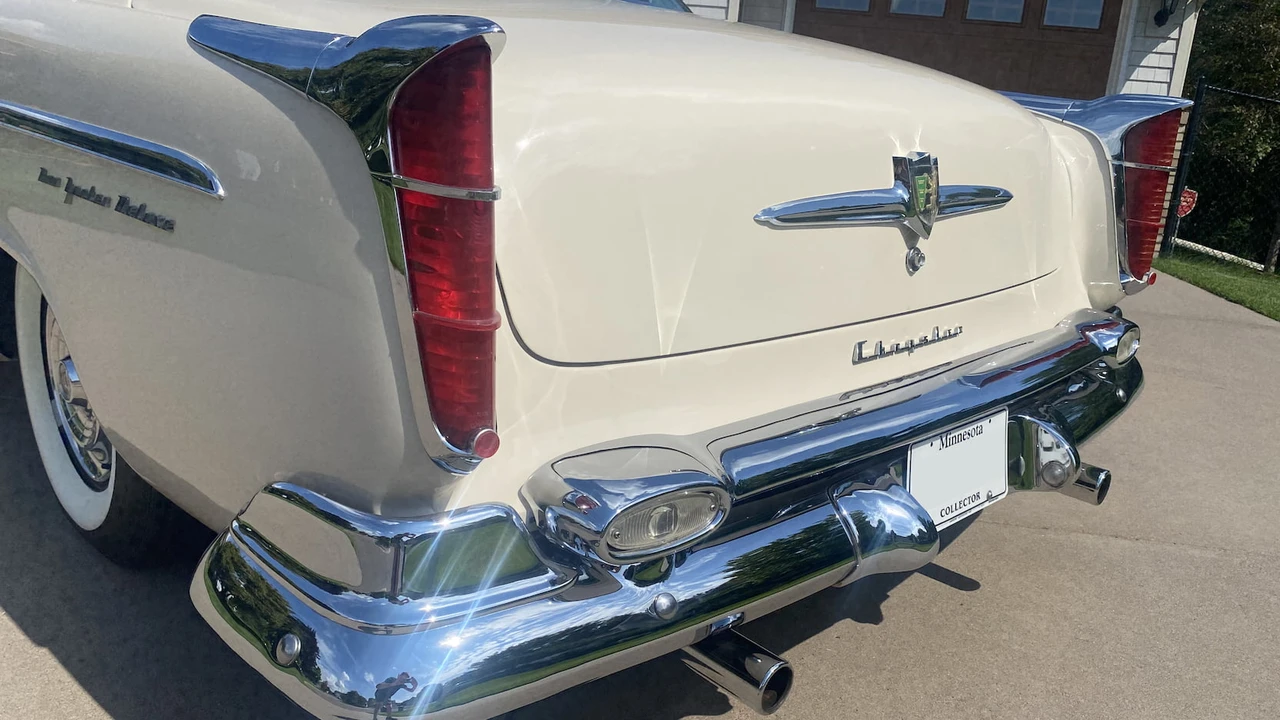 1955 Chrysler New Yorker - Image 26 of 30