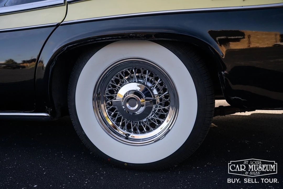 1955 Chrysler New Yorker - Image 23 of 31