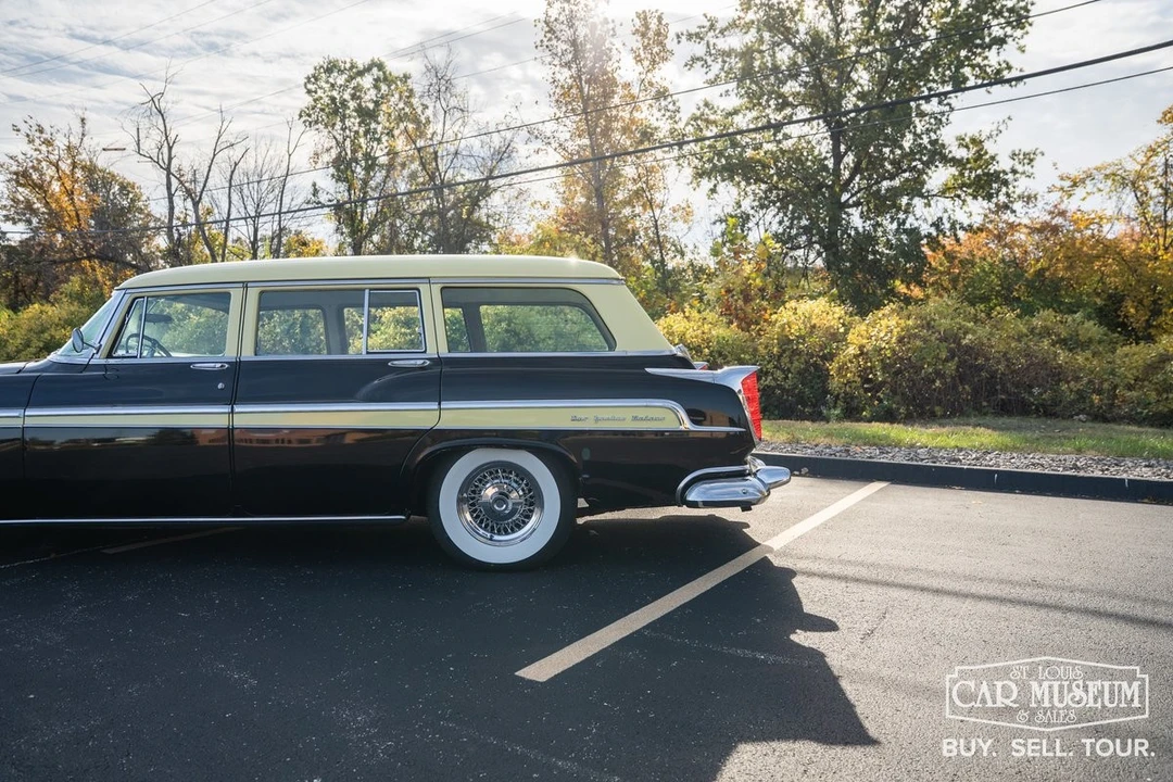 1955 Chrysler New Yorker - Image 18 of 31