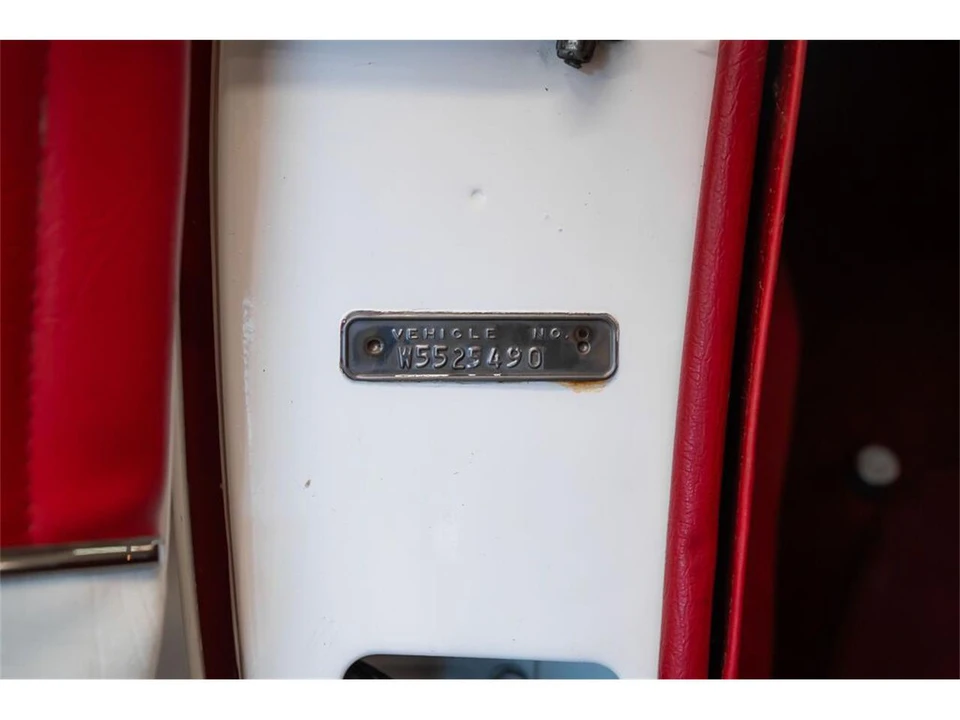 1955 Chrysler New Yorker - Image 28 of 31