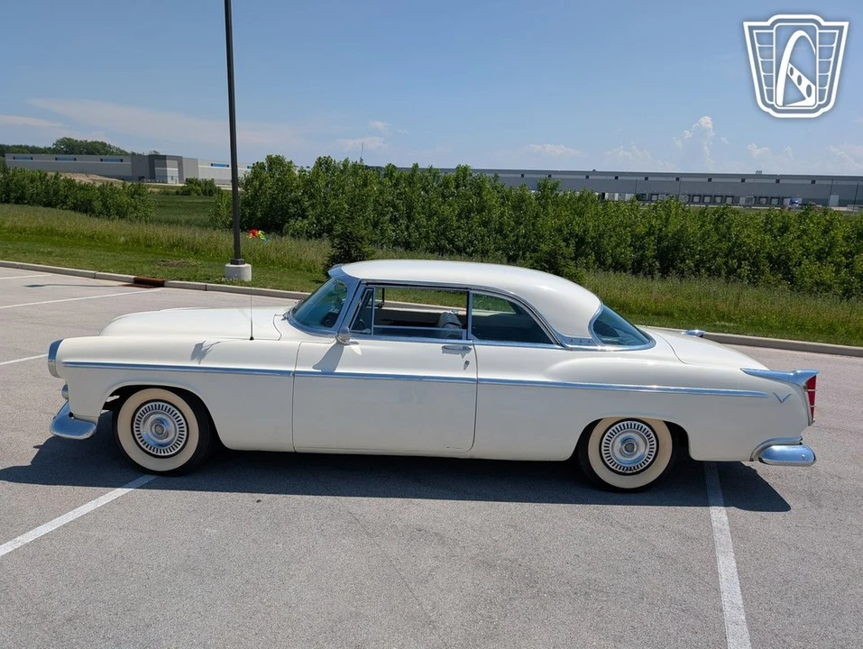 1955 Chrysler Newport - Image 7 of 12