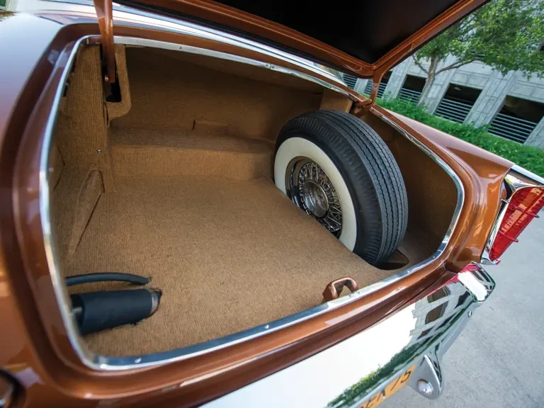 1955 Chrysler New Yorker - Image 24 of 31