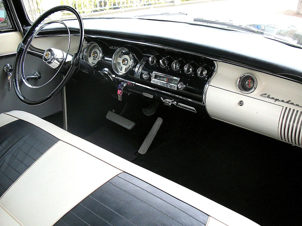 1955 Chrysler Windsor - Image 2 of 3