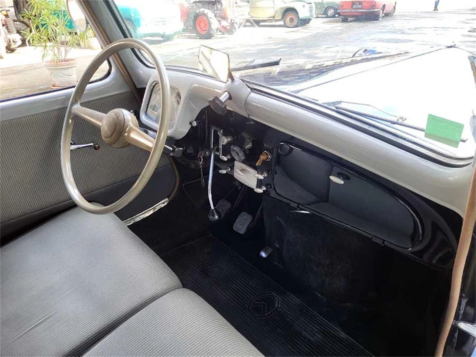 1955 Citroen Traction Avant - Image 28 of 31