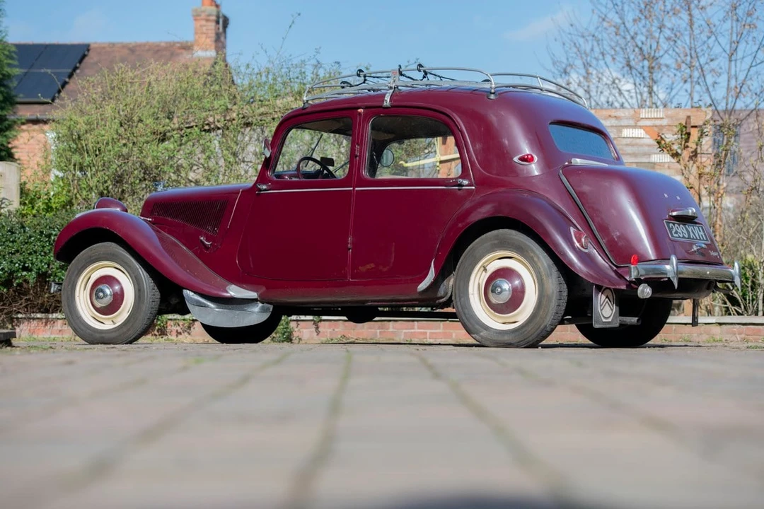1955 Citroen Traction Avant - Image 9 of 30