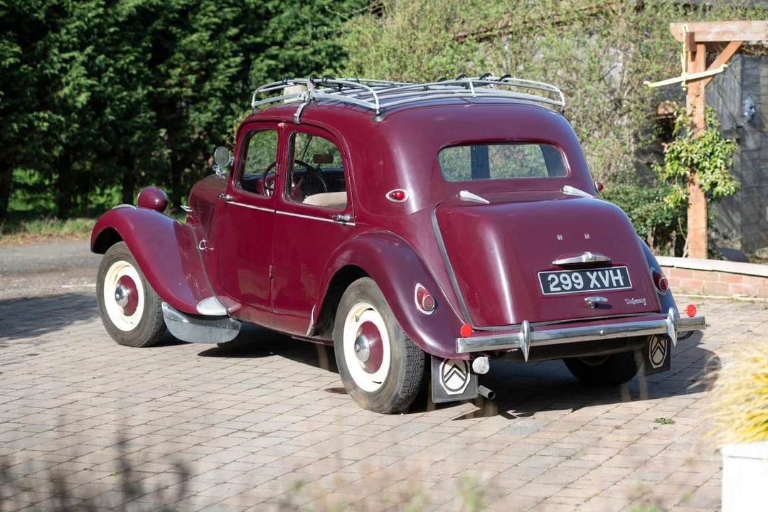 1955 Citroen Traction Avant - Image 10 of 30