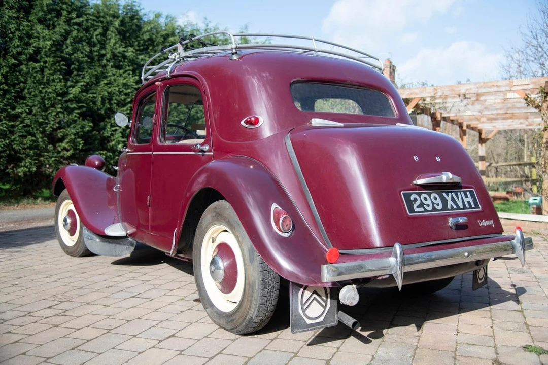 1955 Citroen Traction Avant - Image 5 of 30