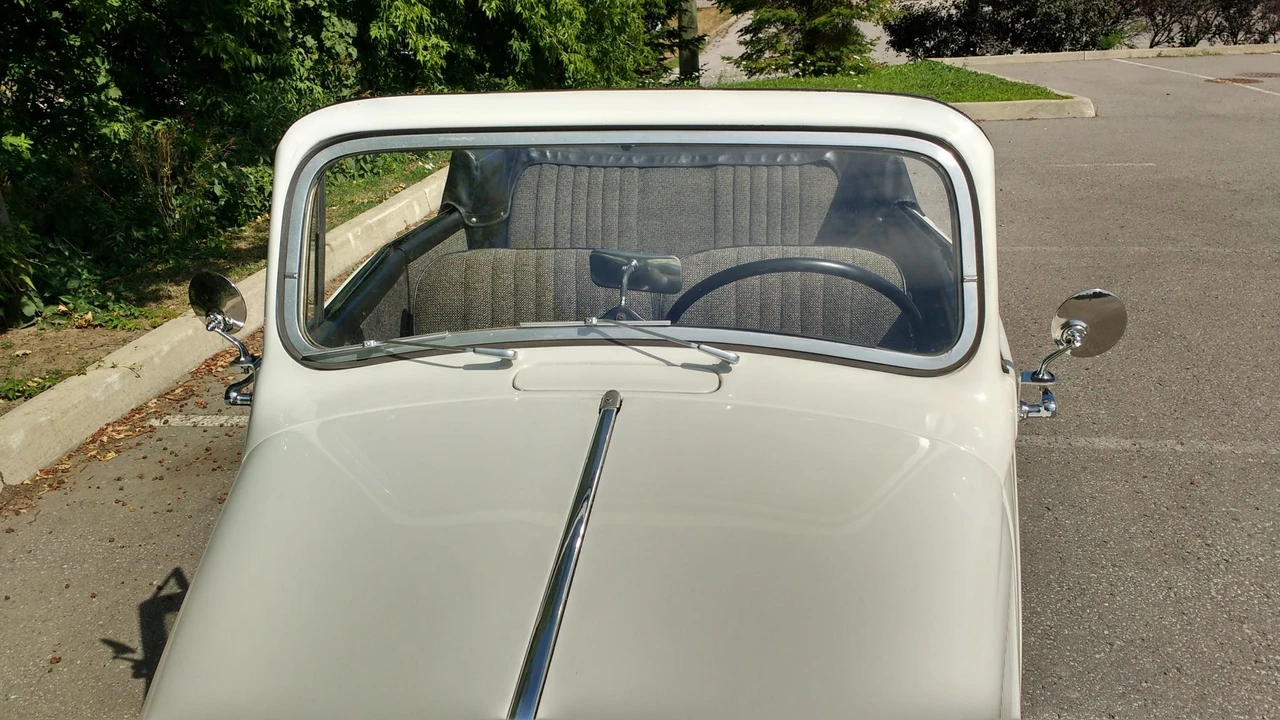 1955 Citroen Traction Avant - Image 11 of 31