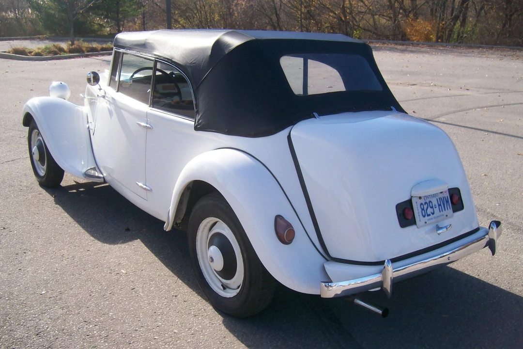1955 Citroen Traction Avant - Image 5 of 31