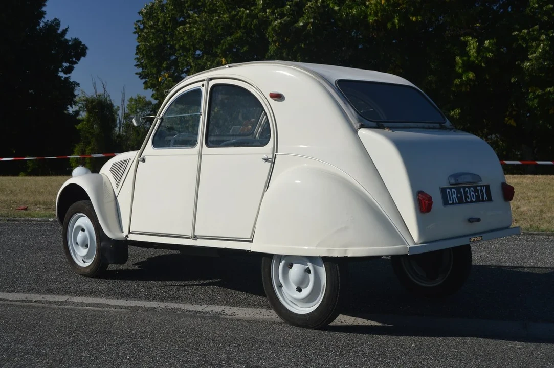 1955 Citroen 2CV - Image 19 of 30
