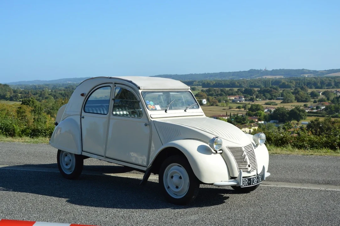 1955 Citroen 2CV - Image 10 of 30