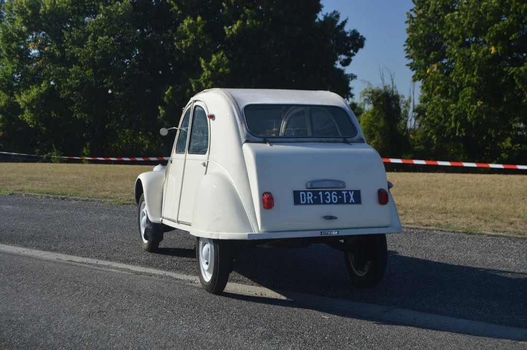 1955 Citroen 2CV - Image 18 of 30