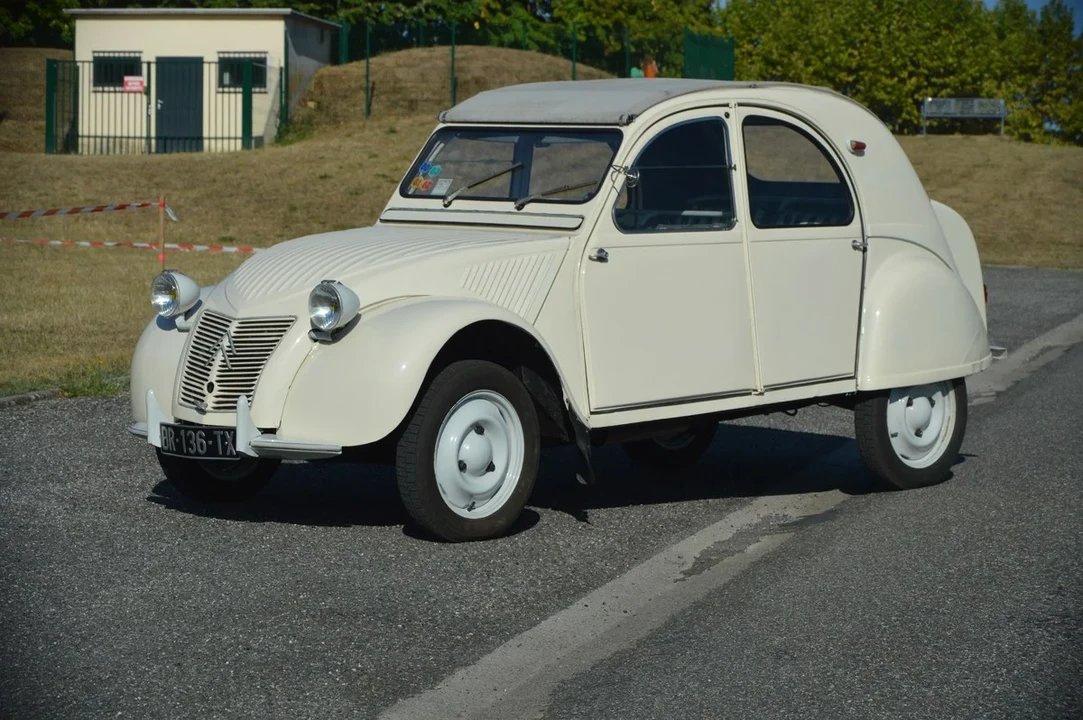 1955 Citroen 2CV - Image 30 of 30