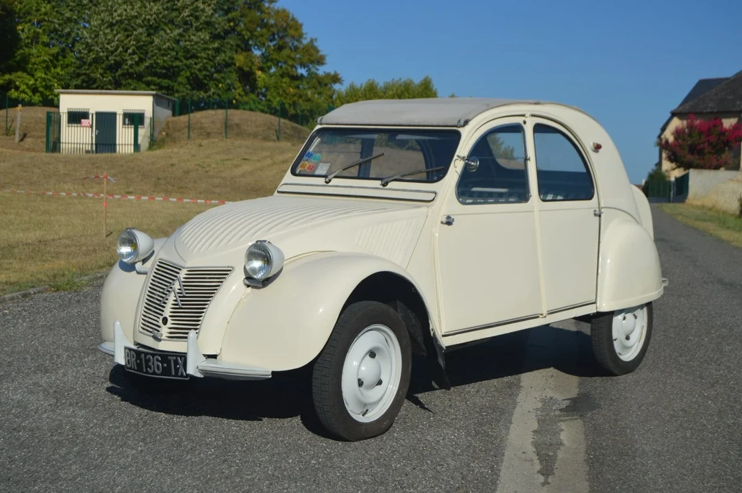 1955 Citroen 2CV - Image 6 of 30