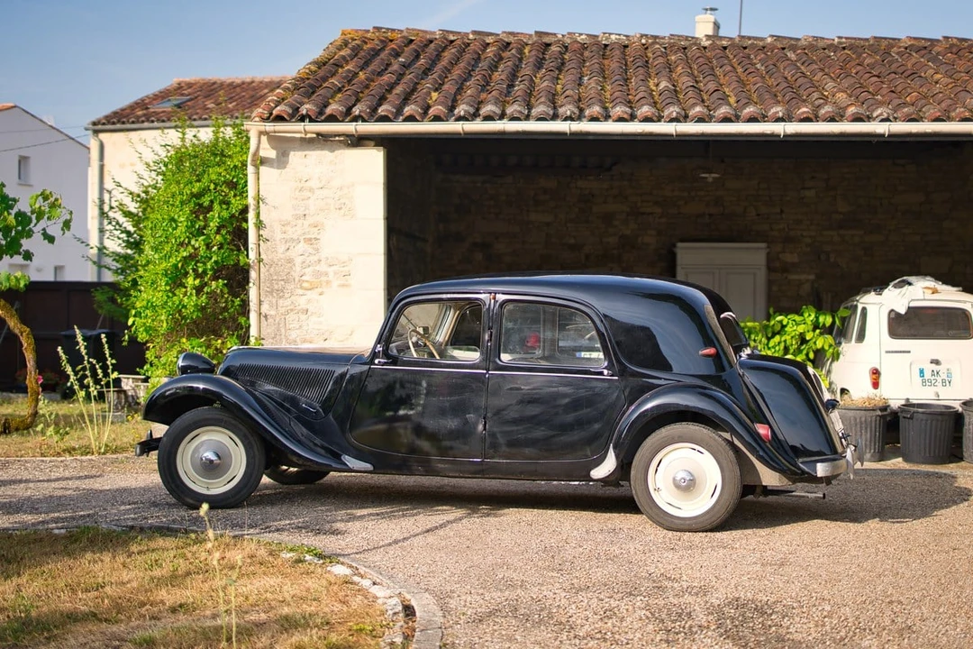 1955 Citroen Traction Avant - Image 8 of 30