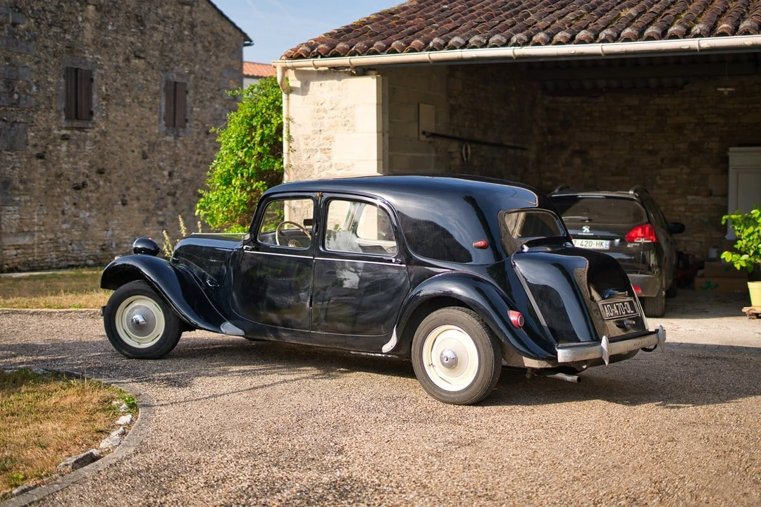 1955 Citroen Traction Avant - Image 9 of 30