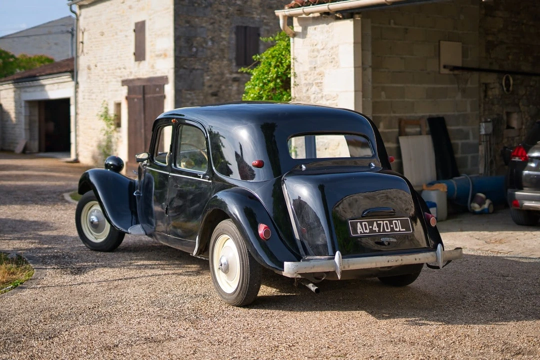 1955 Citroen Traction Avant - Image 10 of 30